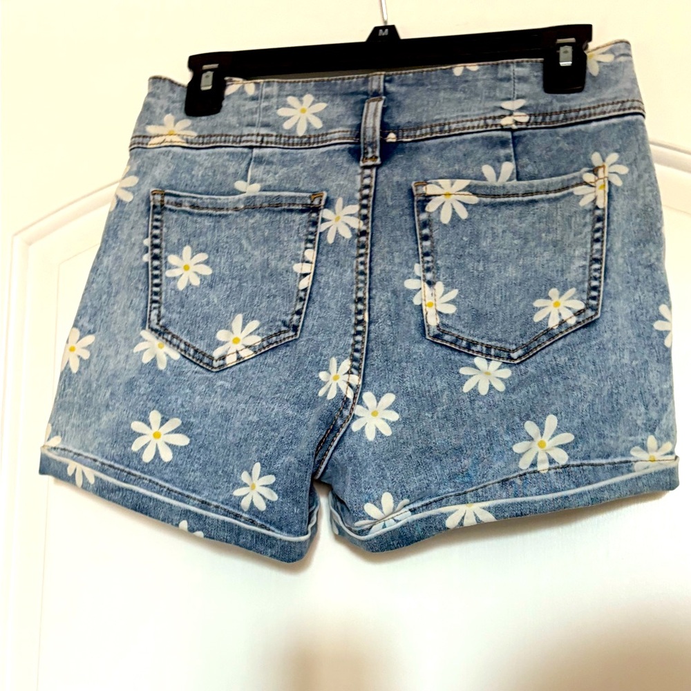 Juniors Size 5 No Boundaries Denim Shorts